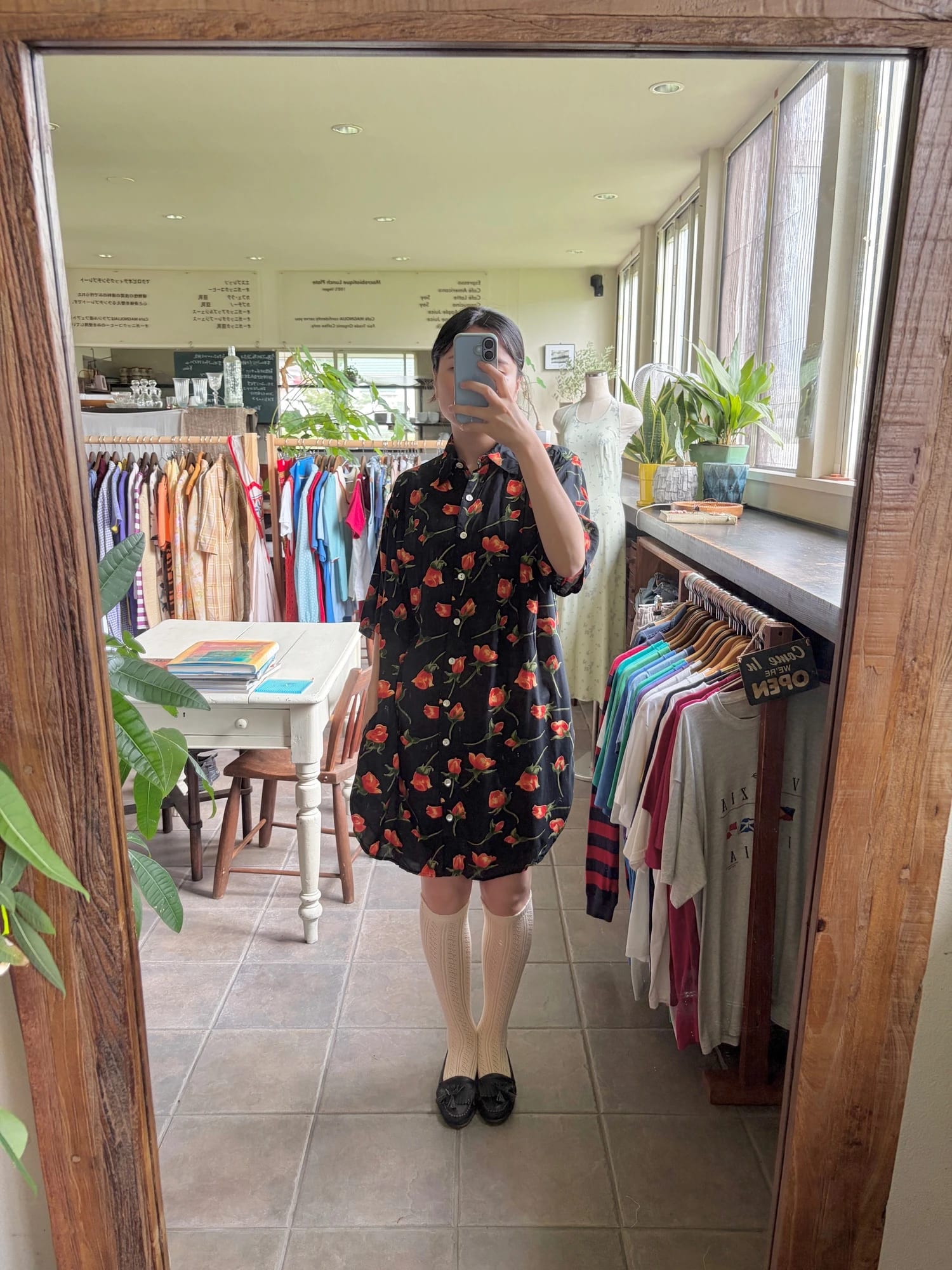 floral design half sleeve midi dress